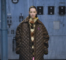 Kolekcja Raf Simons jesień-zima 2021/2022