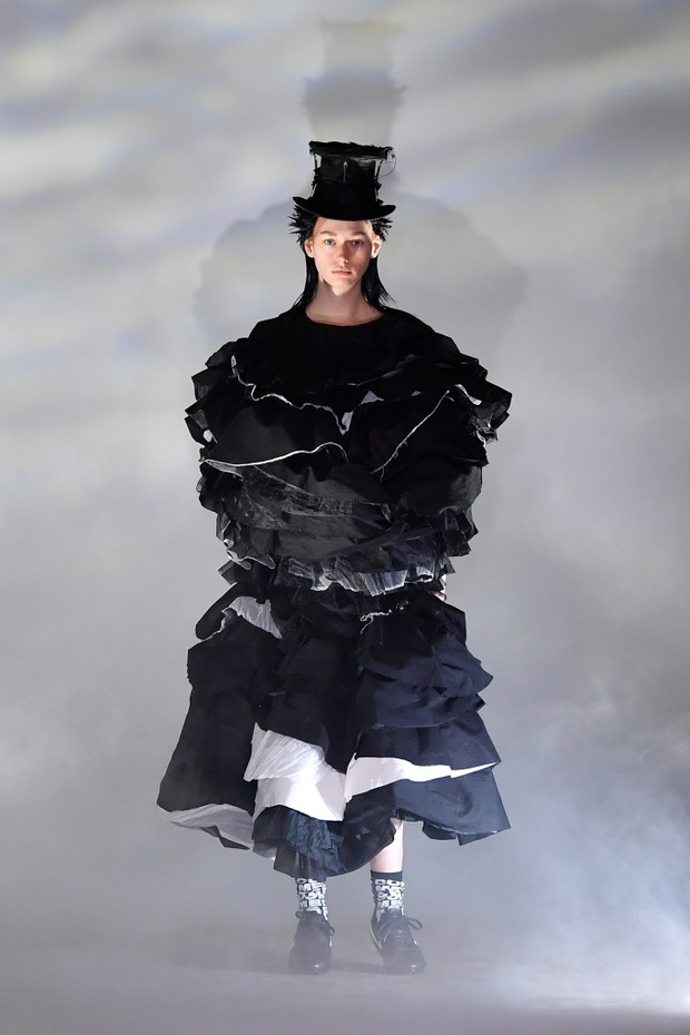 Kolekcja Comme des Garçons jesień-zima 2021/2022