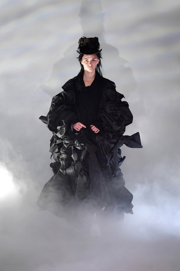 Kolekcja Comme des Garçons jesień-zima 2021/2022