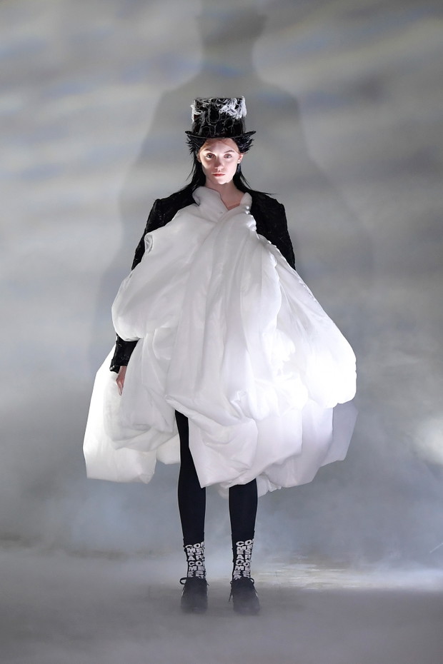 Kolekcja Comme des Garçons jesień-zima 2021/2022