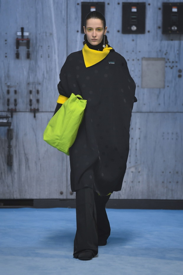 Kolekcja Raf Simons jesień-zima 2021/2022