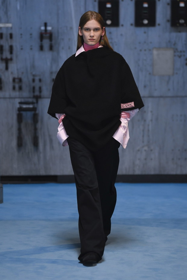 Kolekcja Raf Simons jesień-zima 2021/2022