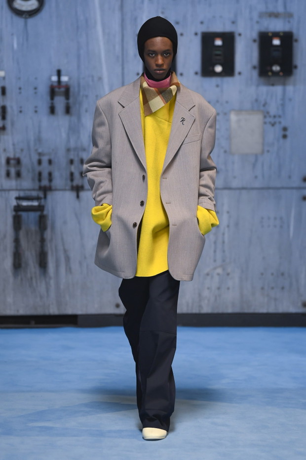 Kolekcja Raf Simons jesień-zima 2021/2022