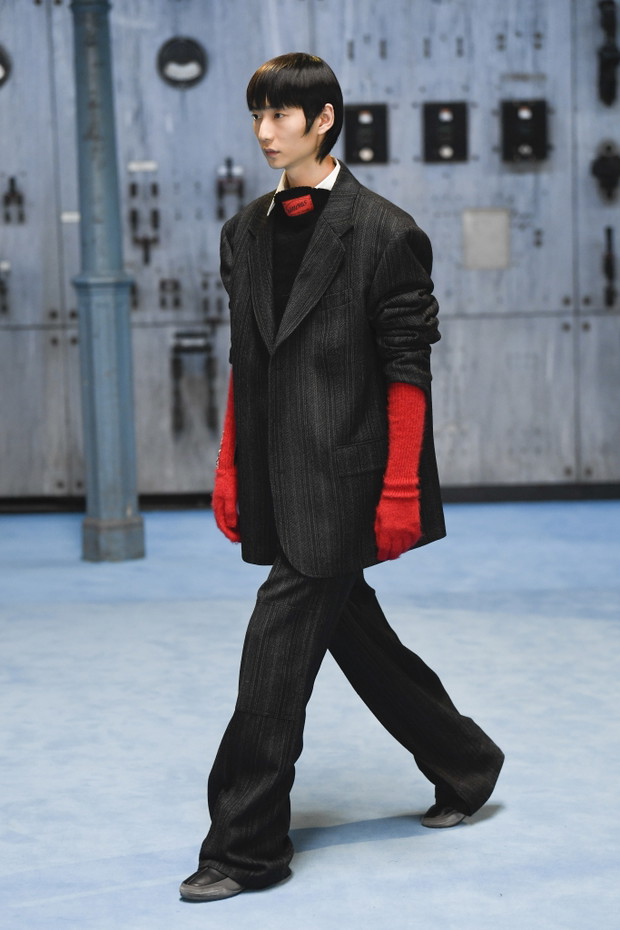 Kolekcja Raf Simons jesień-zima 2021/2022