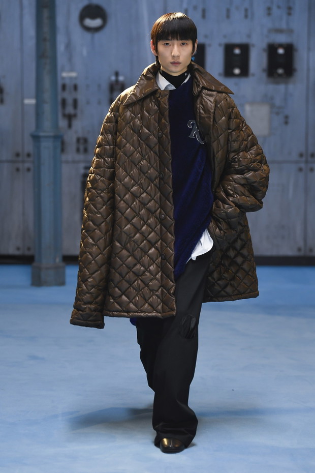 Kolekcja Raf Simons jesień-zima 2021/2022
