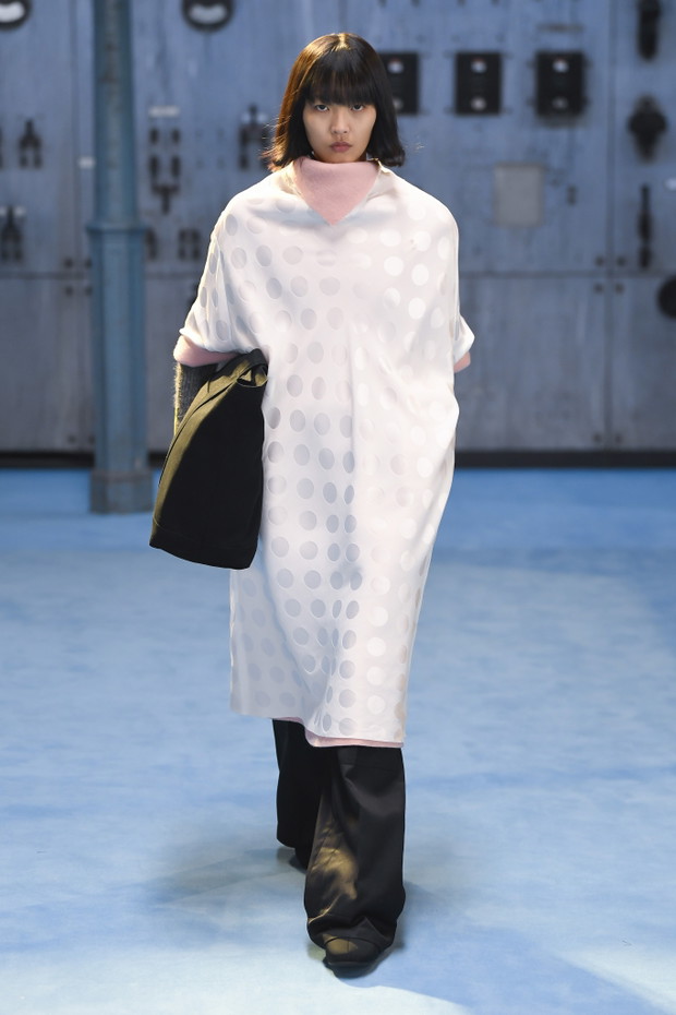 Kolekcja Raf Simons jesień-zima 2021/2022