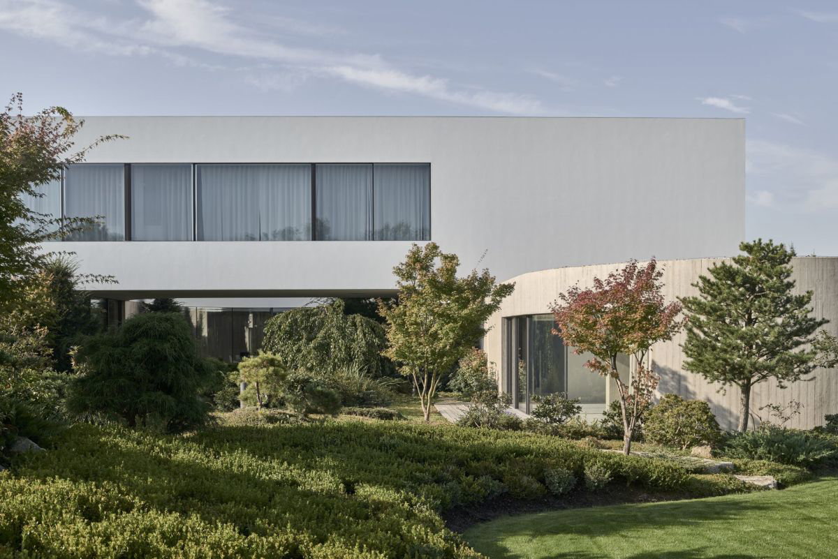 From the Garden House,  KWK PROMES