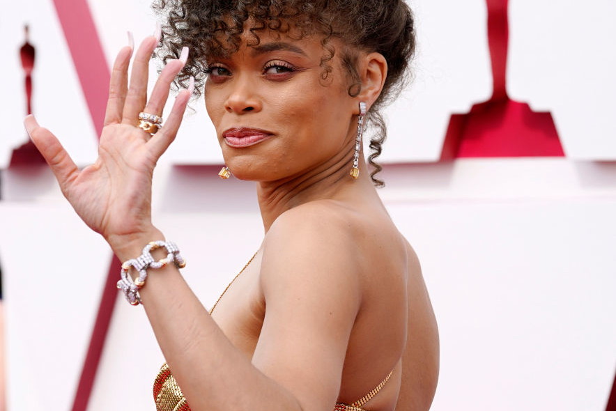 Biżuteria na Oscarach 2021: Andra Day