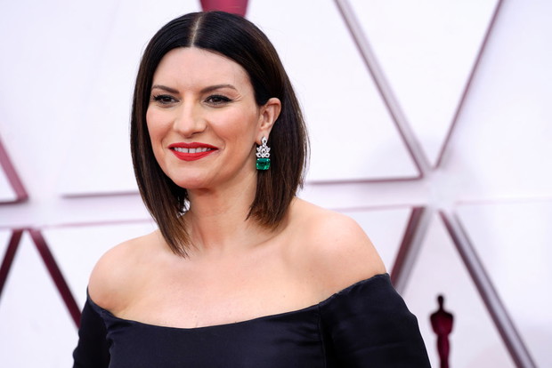 Biżuteria na Oscarach 2021: Laura Pausini