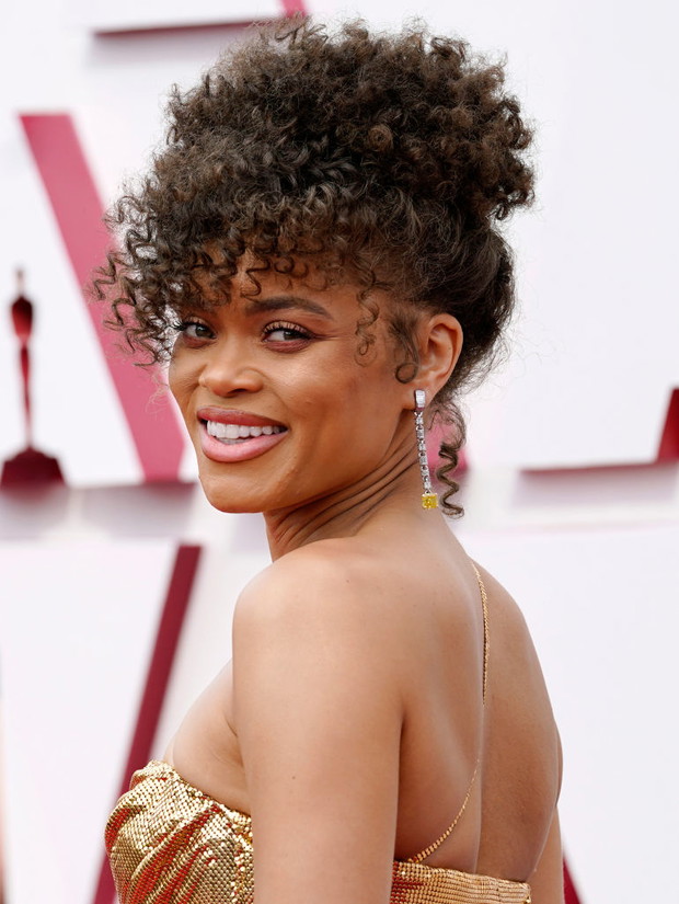 Makijaże i fryzury na Oscarach 2021: Andra Day