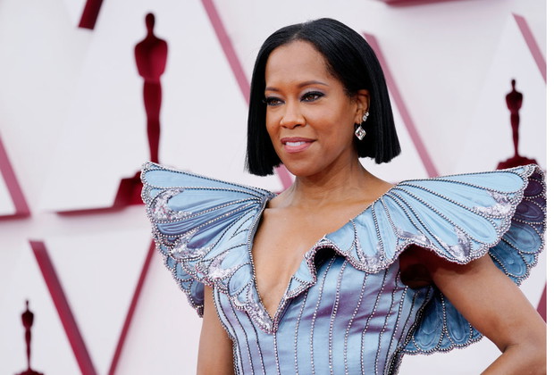 Makijaże i fryzury z Oscarów 2021: Regina King