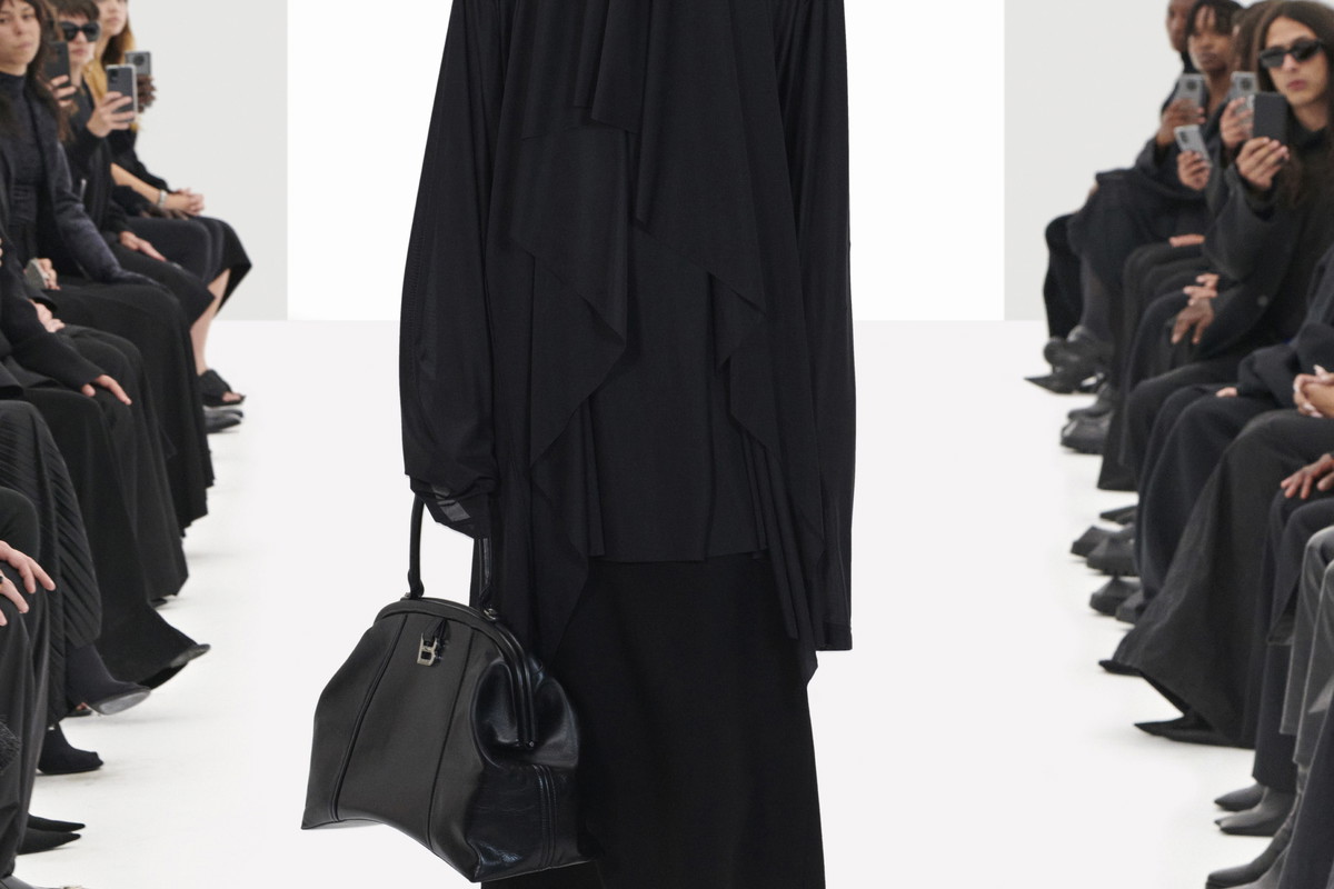 Balenciaga wiosna 2022
