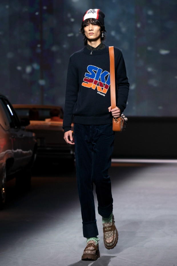 Coach Resort 2022