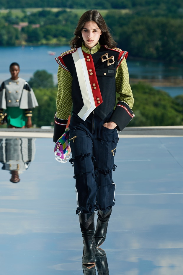 Louis Vuitton Resort 2022