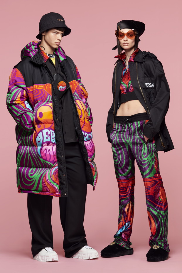 Kampania Versace Resort 2022