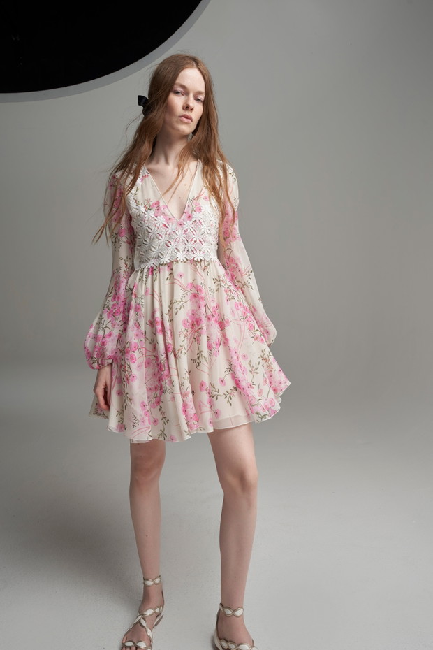 Kolekcja Giambattista Valli Resort 2022