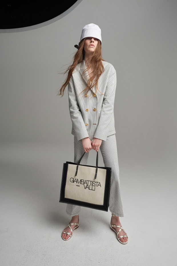 Kolekcja Giambattista Valli Resort 2022