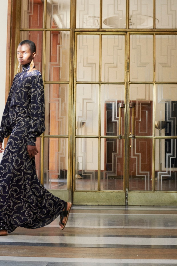 Kolekcja Victoria Beckham Resort 2022