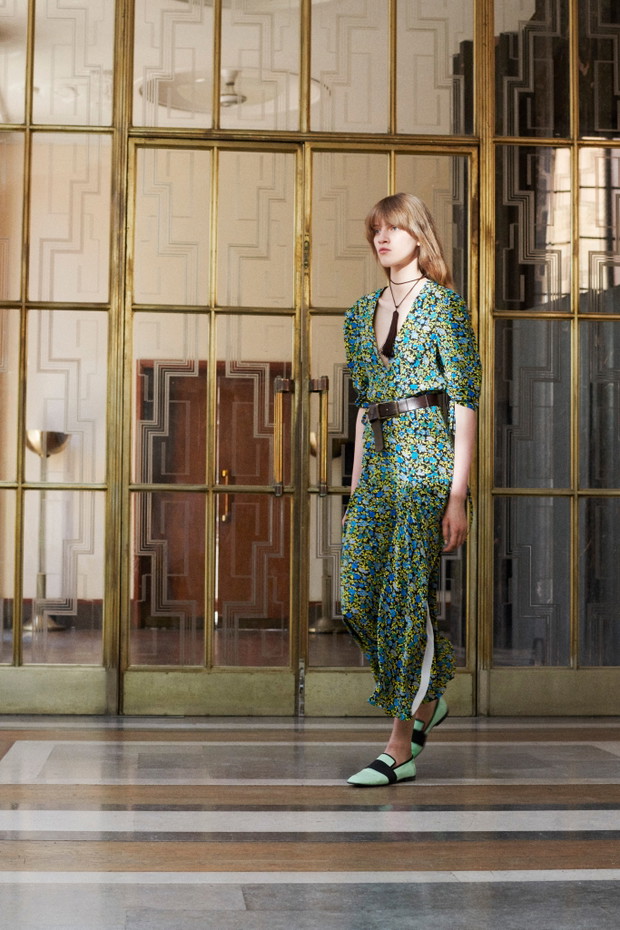 Kolekcja Victoria Beckham Resort 2022