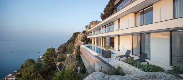 Dom na Lazurowym Wybrzeżu, projekt: Calvi Ceschia Viganò Architetti Associati