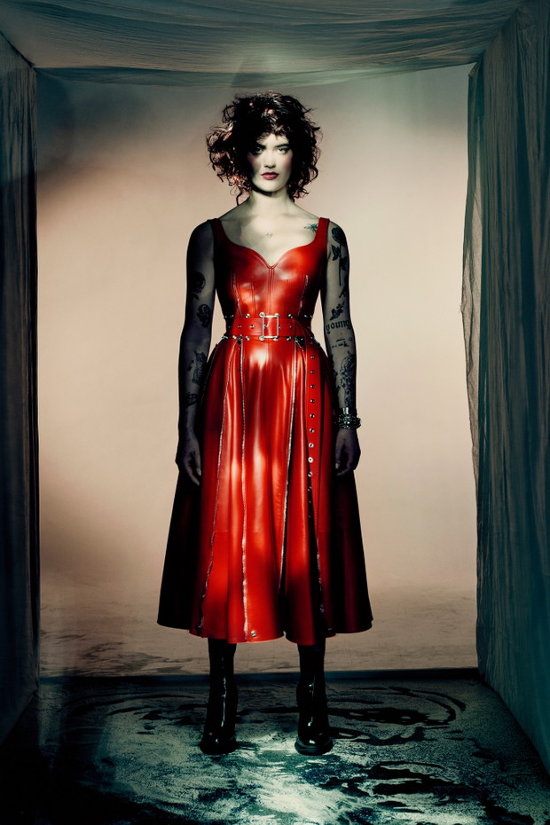 Kolekcja Alexander McQueen jesień-zima 2021/2022