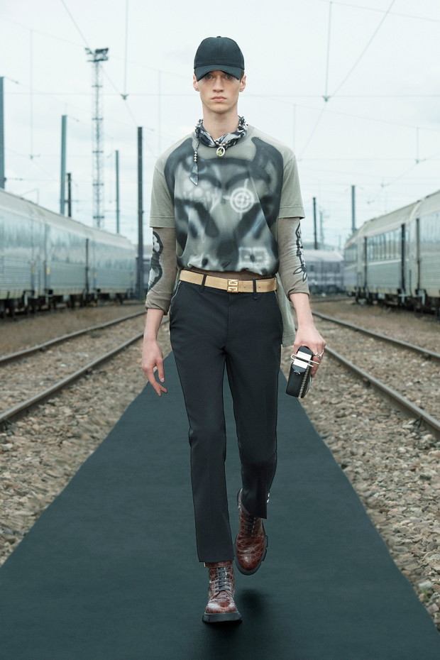 Kolekcja Givenchy Resort 2022