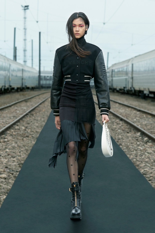 Kolekcja Givenchy Resort 2022
