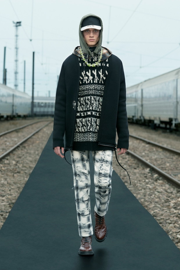 Kolekcja Givenchy Resort 2022