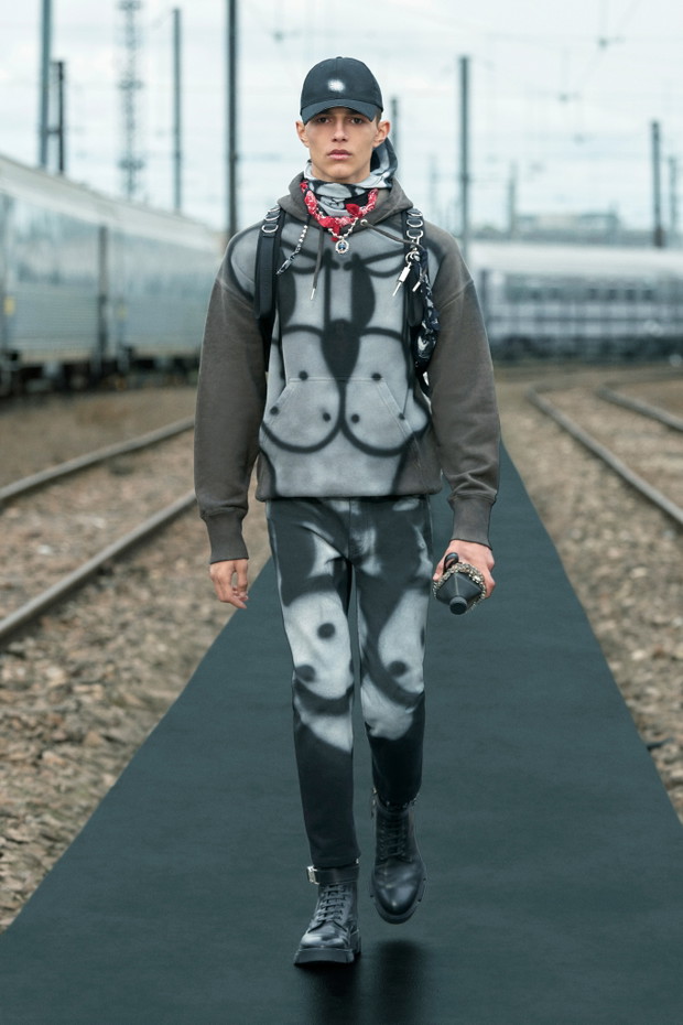Kolekcja Givenchy Resort 2022