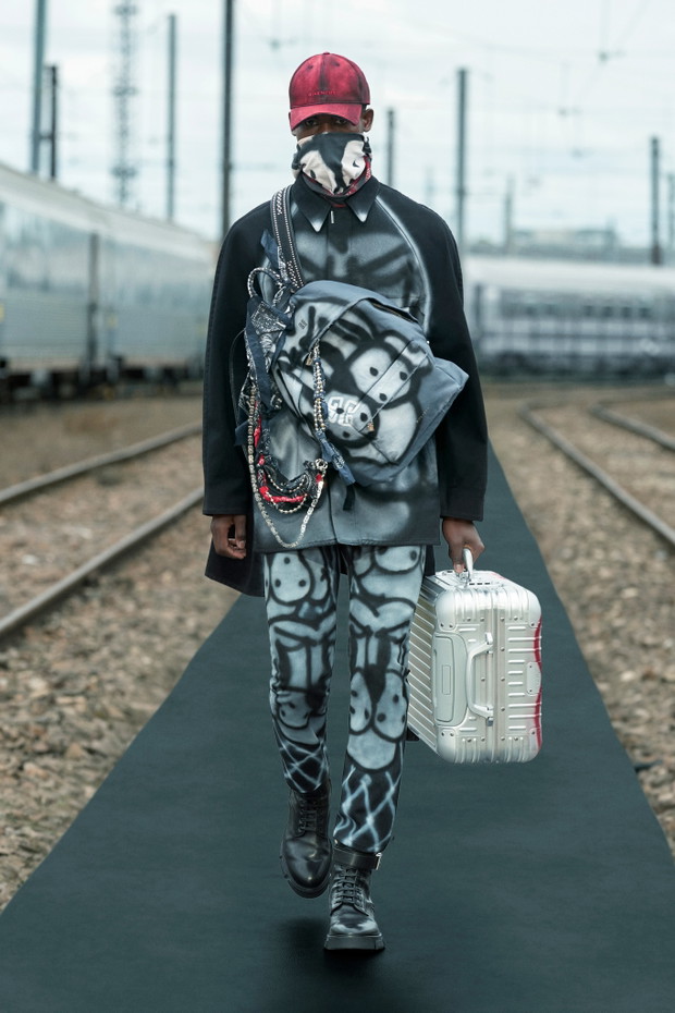 Kolekcja Givenchy Resort 2022