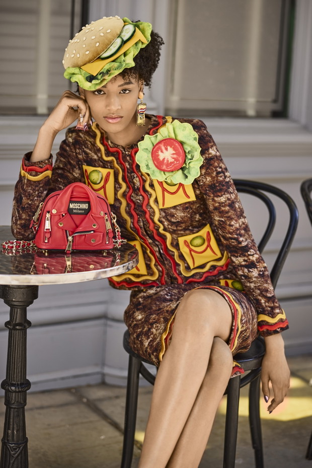 Moschino Resort 2022