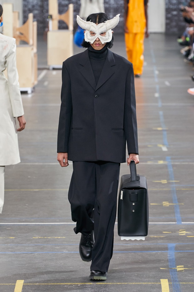 Off-white jesień 2021
