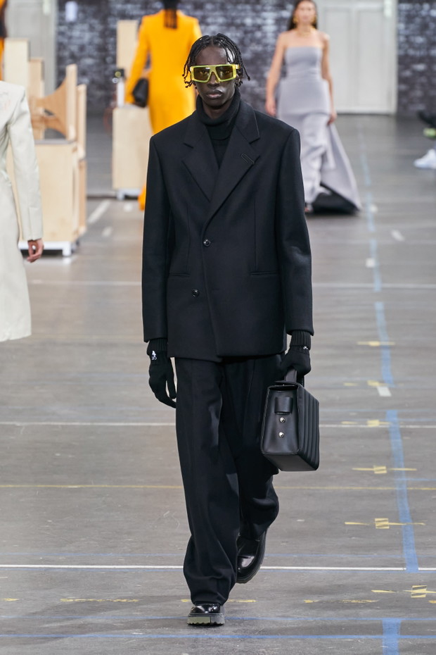 Off-white jesień 2021