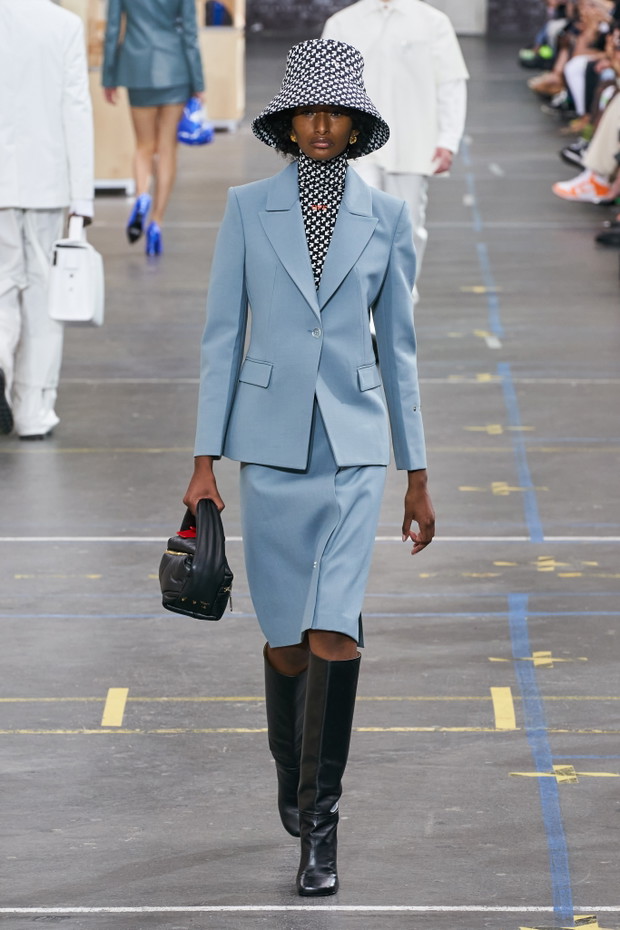 Off-white jesień 2021