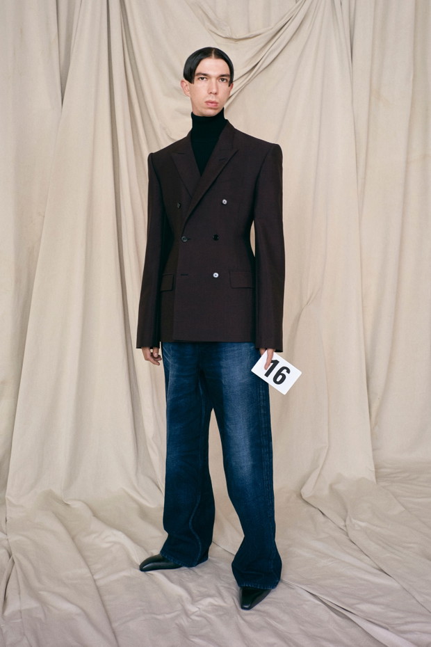 Balenciaga haute couture jesień-zima 2021/2022