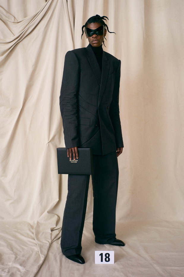 Balenciaga haute couture jesień-zima 2021/2022