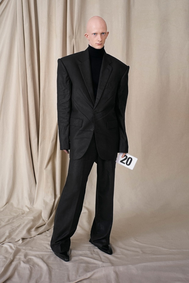 Balenciaga haute couture jesień-zima 2021/2022