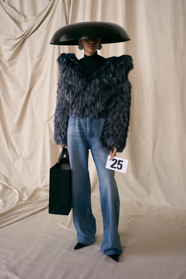 Balenciaga haute couture jesień-zima 2021/2022