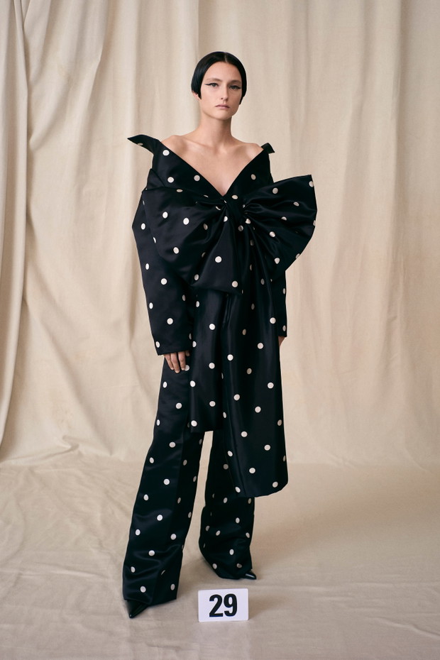 Balenciaga haute couture jesień-zima 2021/2022