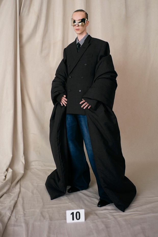 Balenciaga haute couture jesień-zima 2021/2022
