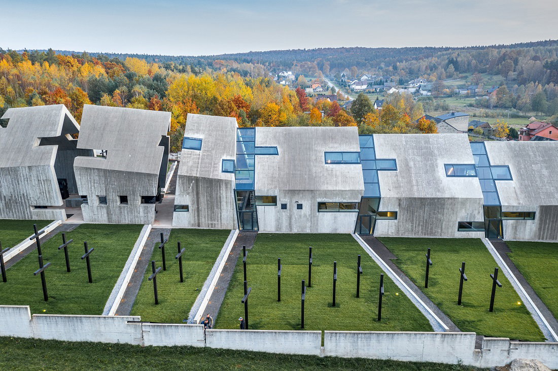 Mauzoleum Martyrologii Wsi Polskich w Michniowie, projekt: Nizio Design International