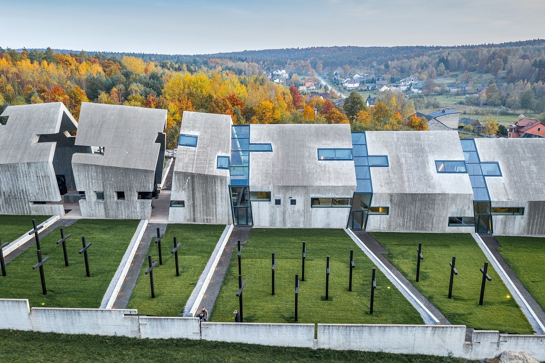 Mauzoleum Martyrologii Wsi Polskich w Michniowie, projekt: Nizio Design International