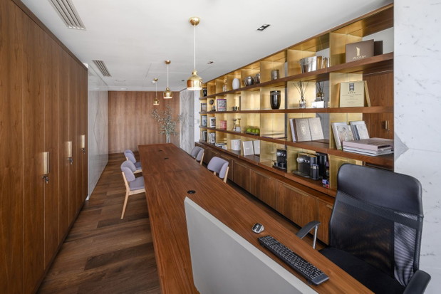 Apartament na 50 piętrze wieżowca ZŁOTA 44