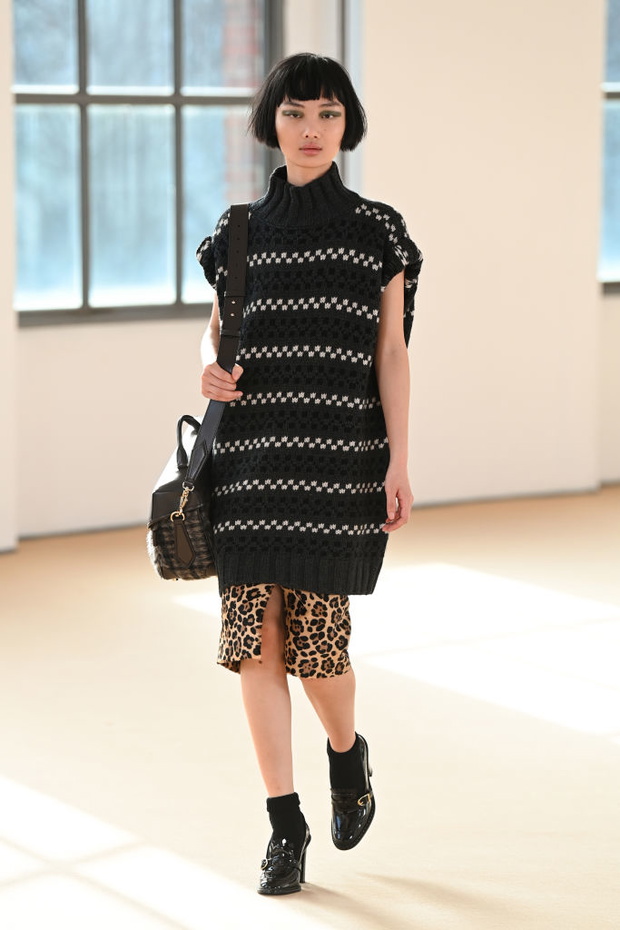 Max Mara - Runway - Milan Fashion Week Fall/Winter 2021-2022
