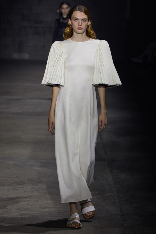 Kolekcja Gabriela Hearst wiosna-lato 2022
