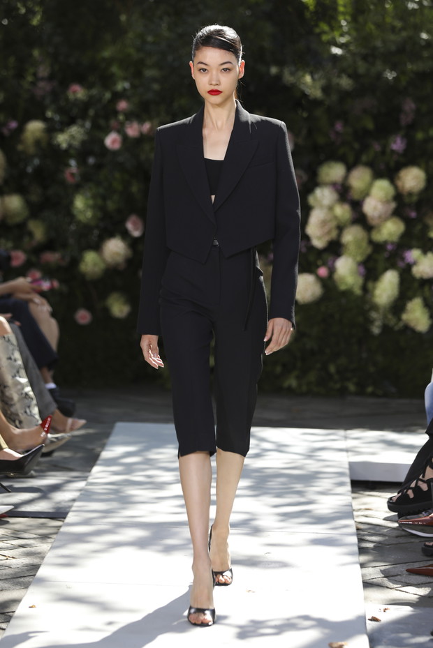 Michael Kors wiosna-lato 2022: amerykański glamour