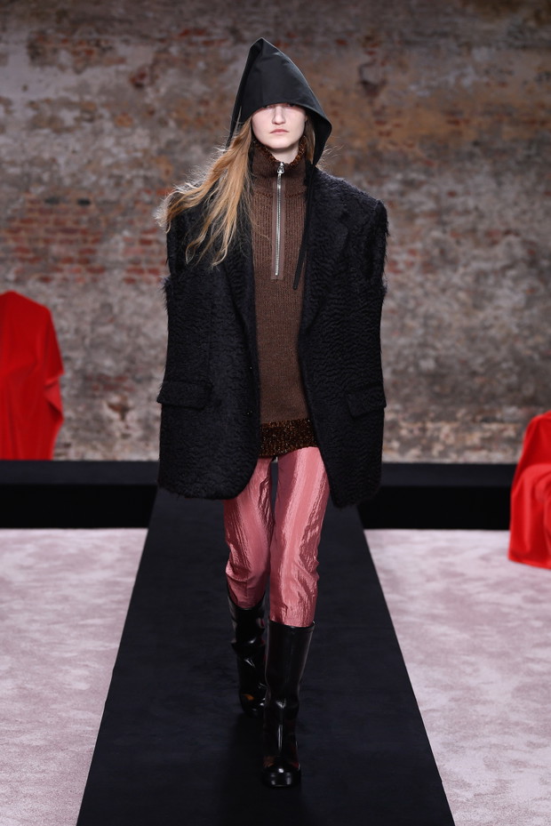 Raf Simons jesień-zima 2022/2023