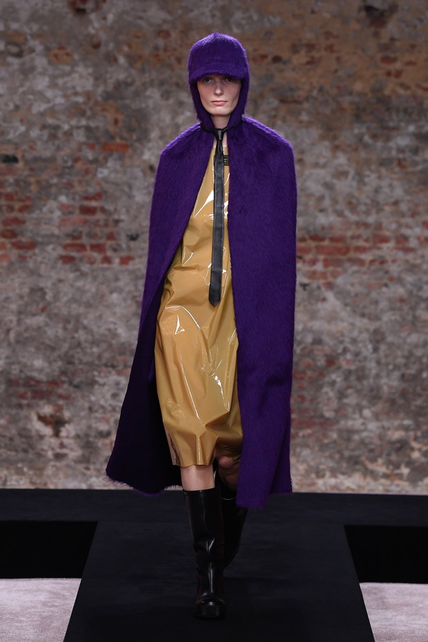Raf Simons jesień-zima 2022/2023