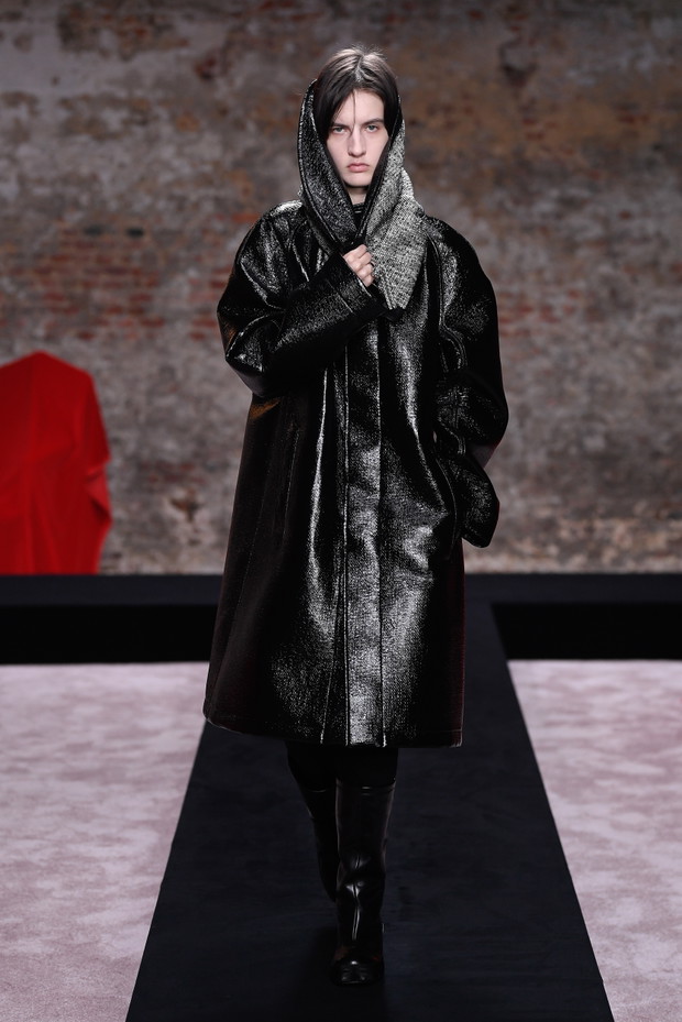 Raf Simons jesień-zima 2022/2023