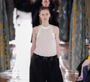 Sacai jesień-zima 2022/2023